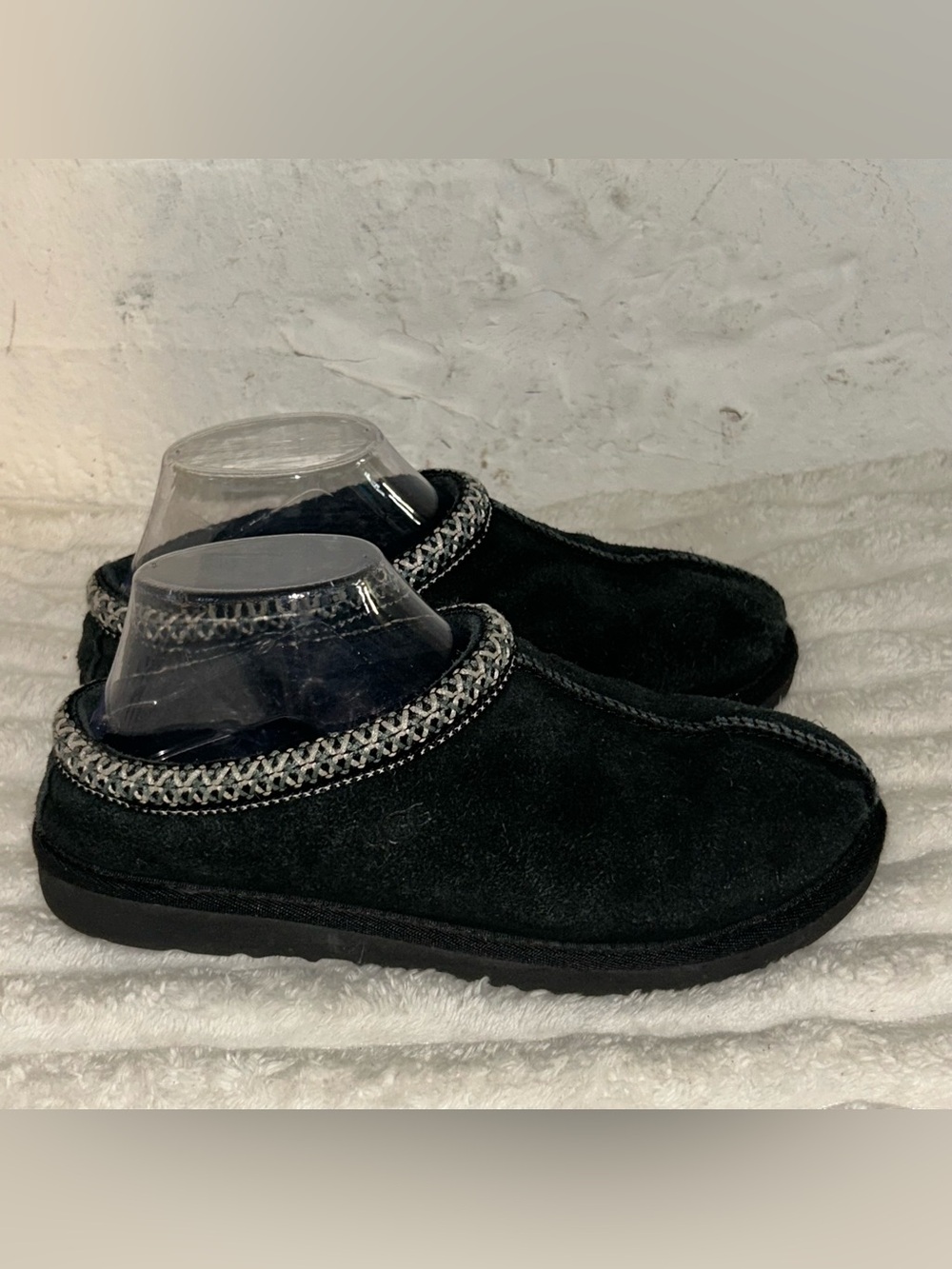 UGG Tasman 1019066K Black Suede Slippers Big Kids Size 5 EU 37 Sheepskin Clogs